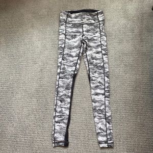 Lululemon Leggings Size 4